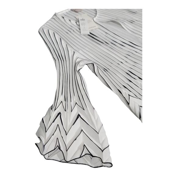 NWT Chico's Pleated 3/4 Bell Sleeve Cardigan Jacket Travelers  Women's SZ 8/10 M - Picture 11 of 13